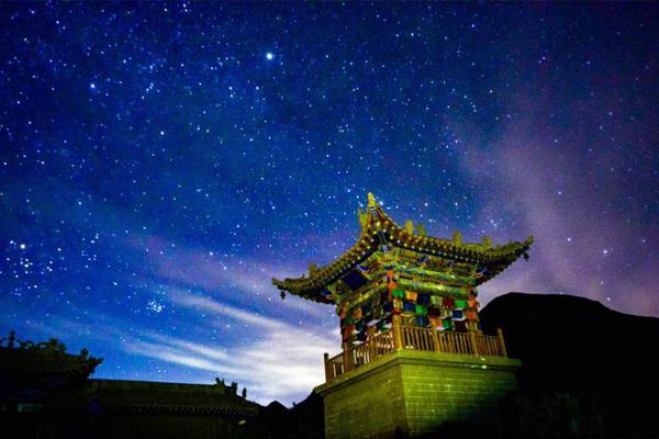 里弗斯：我一直相信球队 今天球队打得非常团结-
