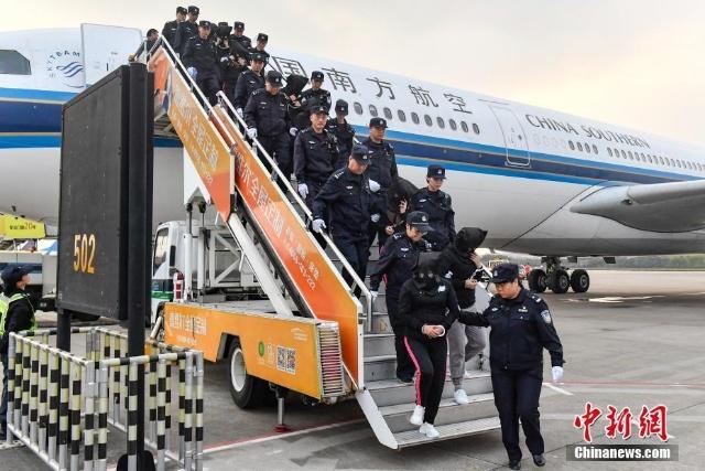 丽宫直播截图4