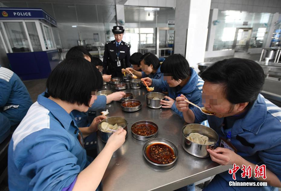 全能播放界面