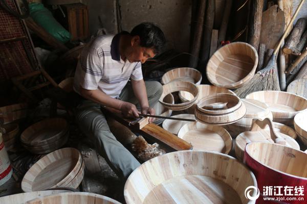 智能娱乐工具