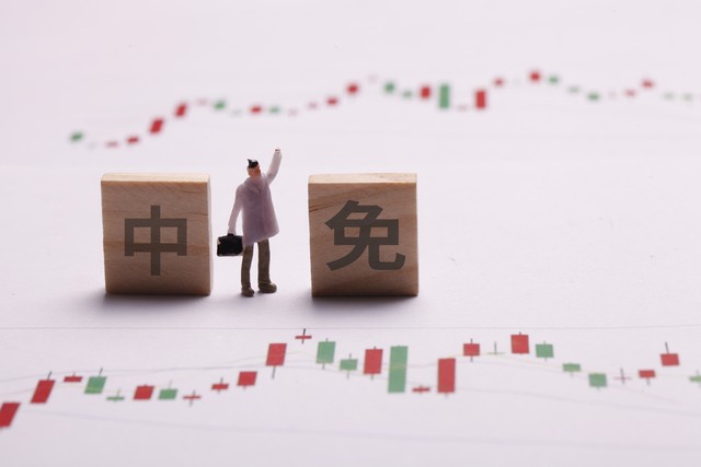 家有一老！韩德君10中6拿到15分11板5助 正负值+32最高-
