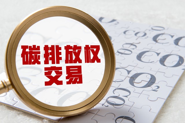 骑士主帅：阿伦是我们防守的中流砥柱 今天莫布里承担了他的责任-