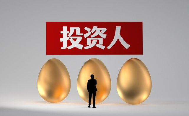 日记：尼克斯试探了布克离队的兴趣 但他目前仍坚定想留在太阳-