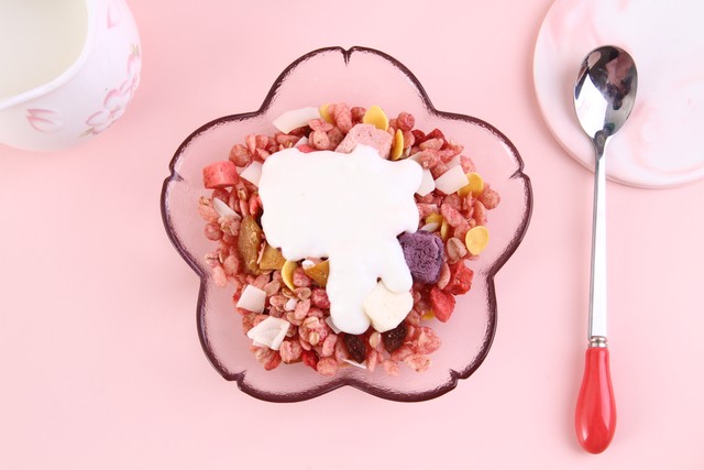 ?哇哇叫！雄鹿球迷兴奋叫喊“乱入”现场解说 被NBA警告了?-