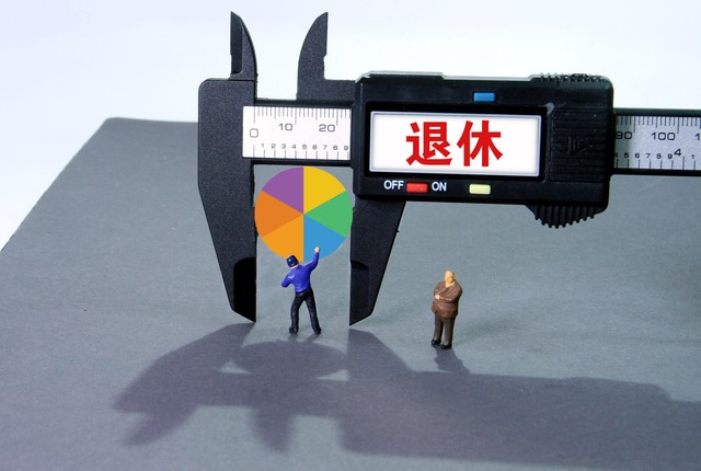 徐正源：第一次变阵四后卫，球员踢得很好但可惜有两丢球-