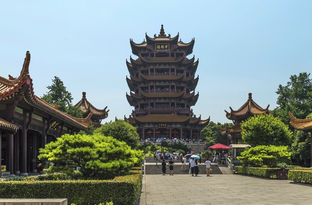 黄裸直播截图预览4