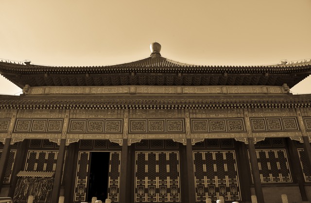 记者：巴萨已通知阿劳霍下赛季会重用他，只有報价够高才考虑卖他-