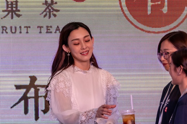 连夜直播截图2