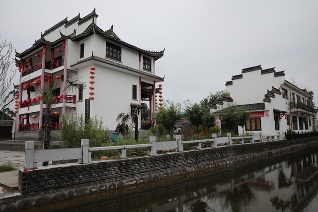 恋丝直播截图1