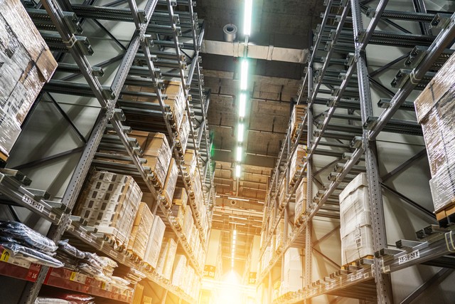 记者谈蓉城变阵四后卫：进攻端比较成功，但防守上问题突出-